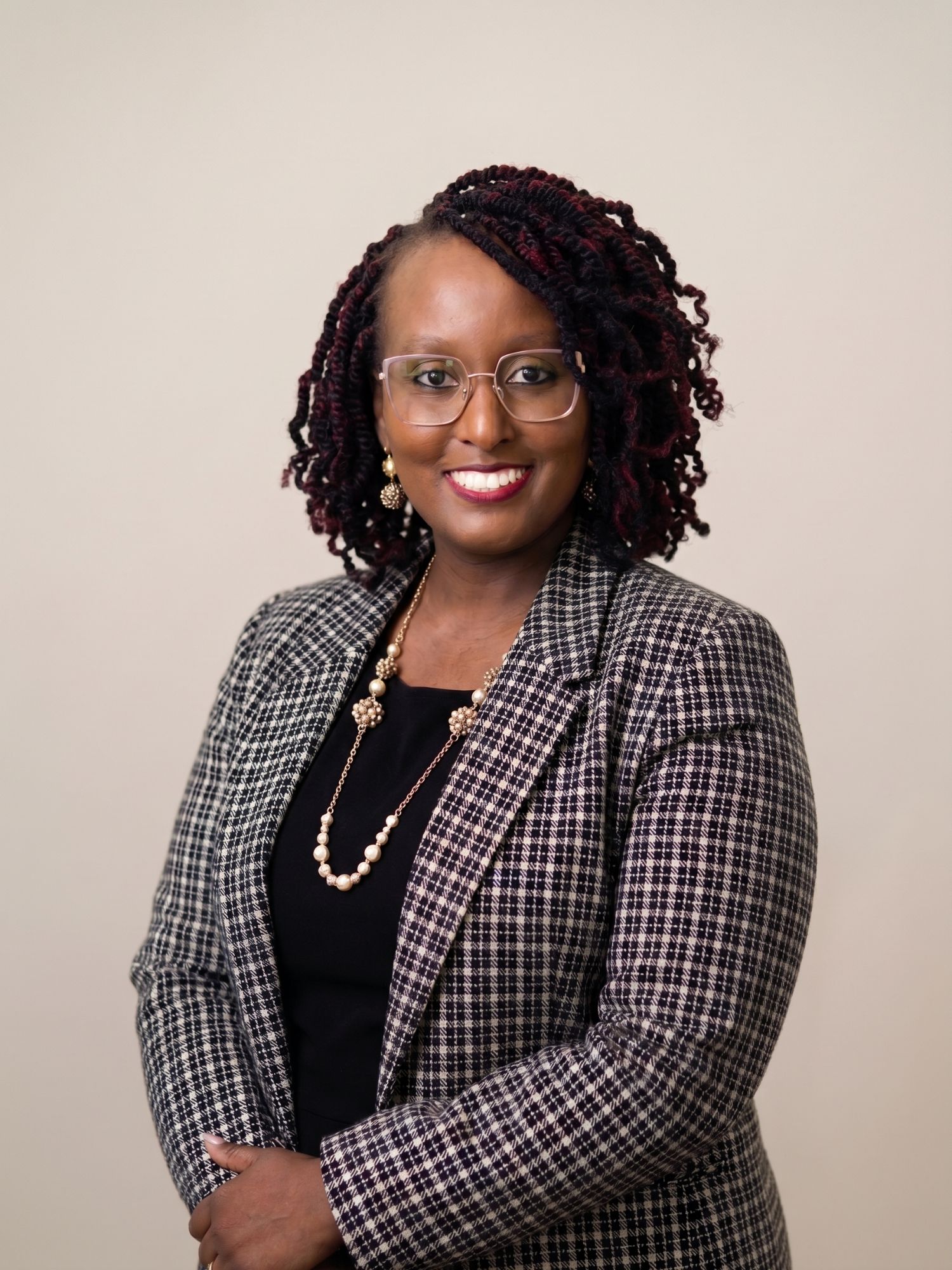 Enny Alawonde, Lead Coach